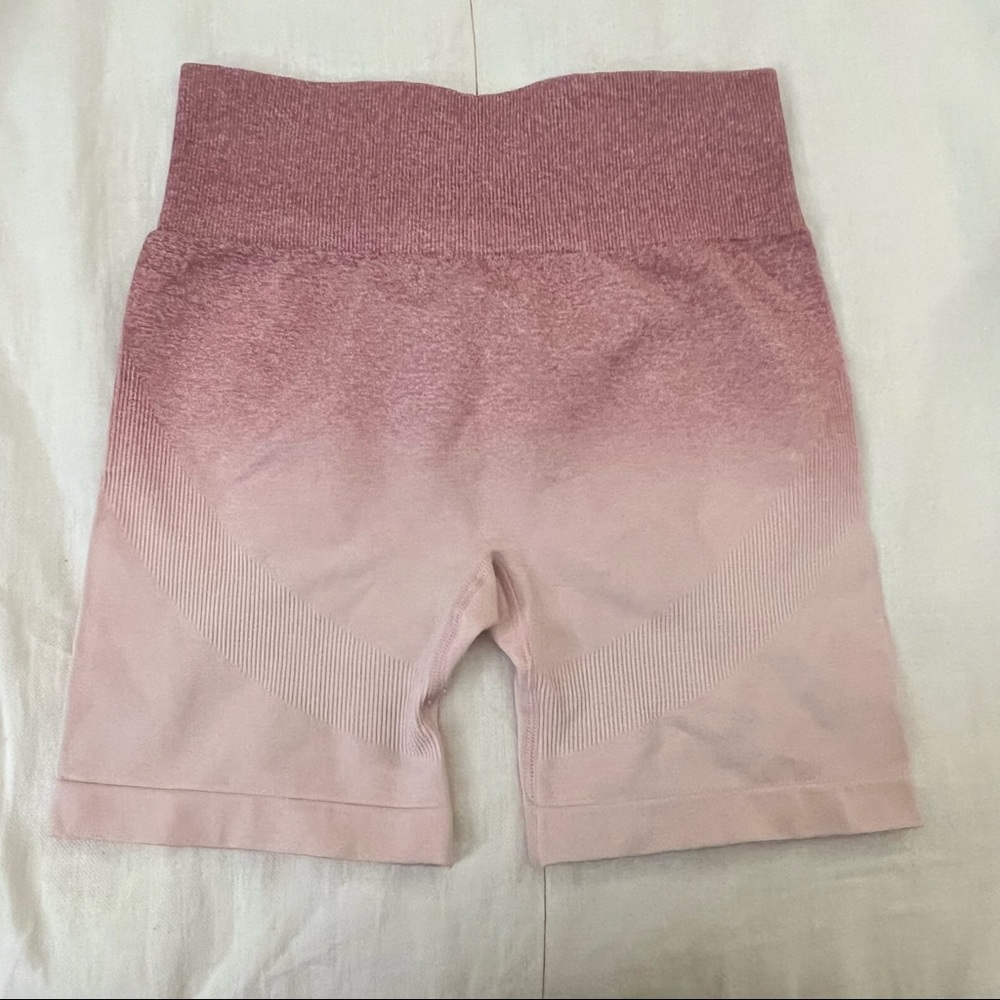 Rapid Wear Shorts - Picture 2 of 3
